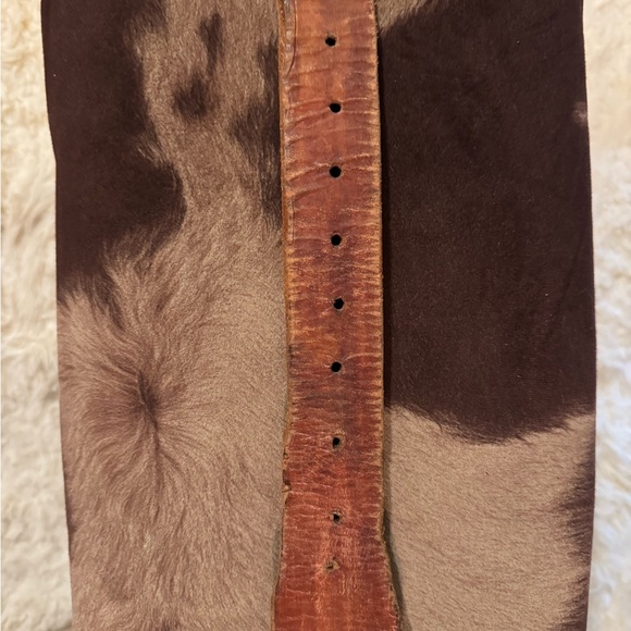 VTG Leather Bullet/Ammo Belt with brass rivets & brass removable belt buckle - Picture 4 of 14